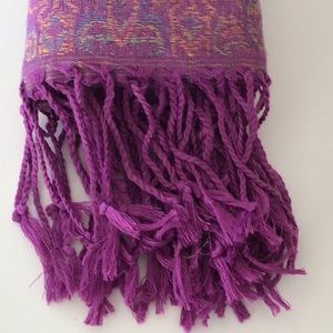 🤪FREE w/$40 purchase🤪 Ladies NWT Jacquard Pashmina